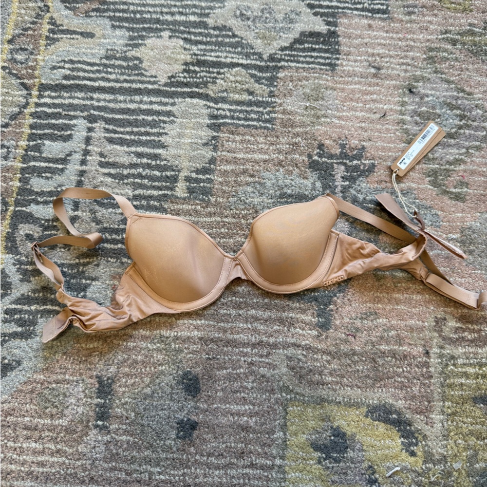 SKIMS Nude Bra